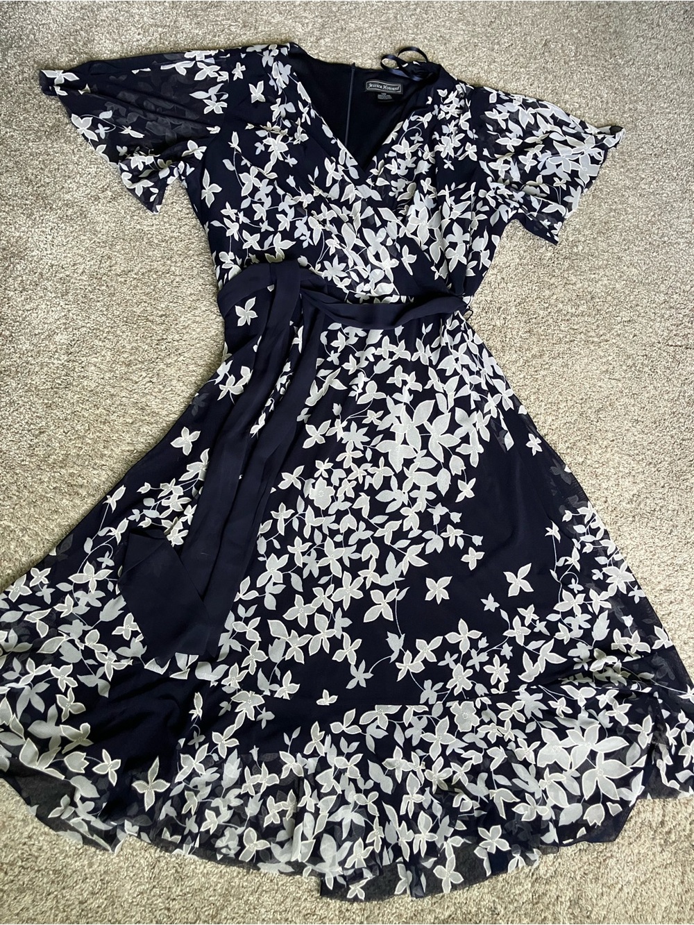 Jessica Howard Navy & White Floral Faux Wrap Midi Dress